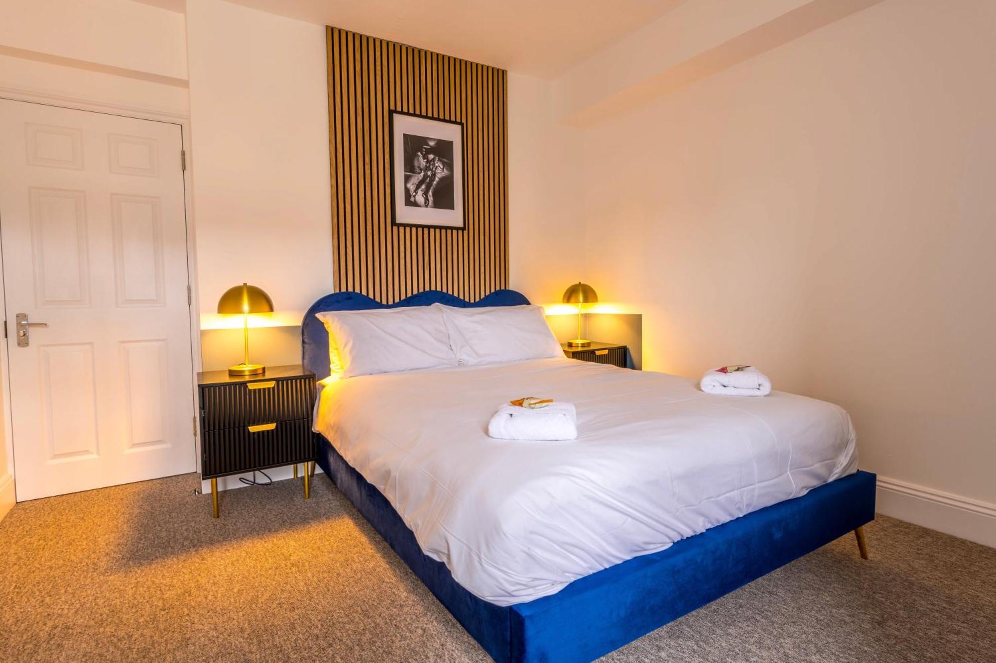 Skyfall With Free Parking For Families & Business By Prescott Apartments Bristol Esterno foto