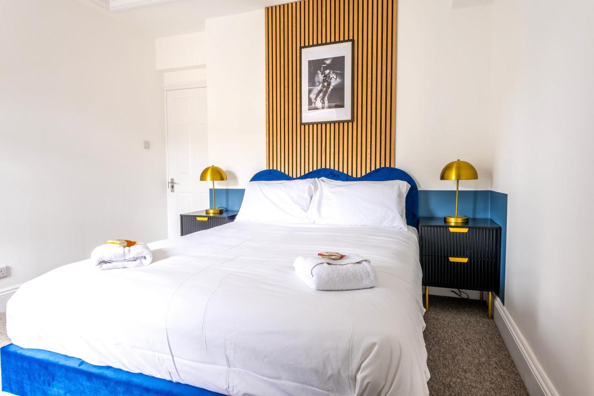 Skyfall With Free Parking For Families & Business By Prescott Apartments Bristol Esterno foto
