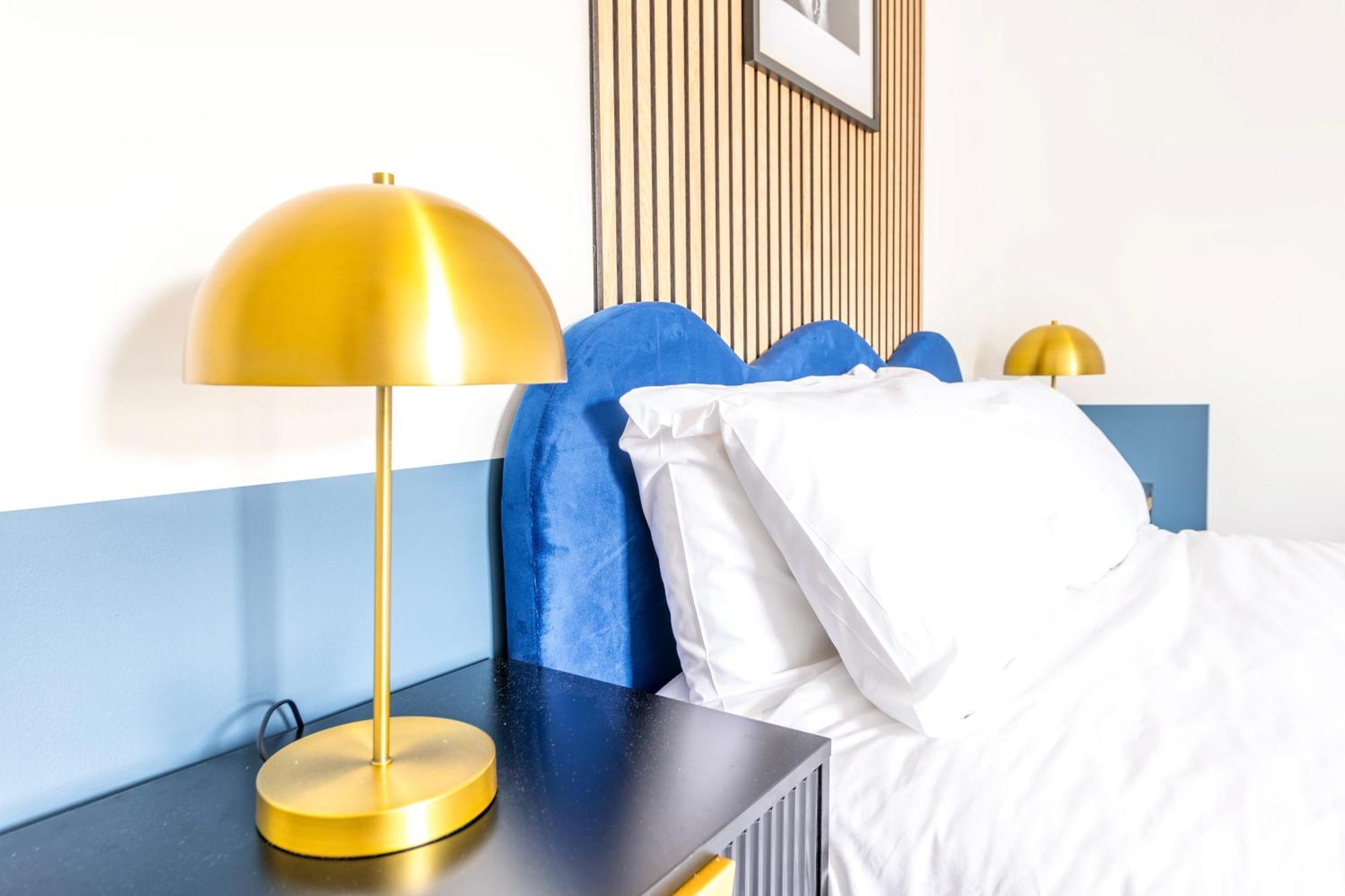 Skyfall With Free Parking For Families & Business By Prescott Apartments Bristol Esterno foto
