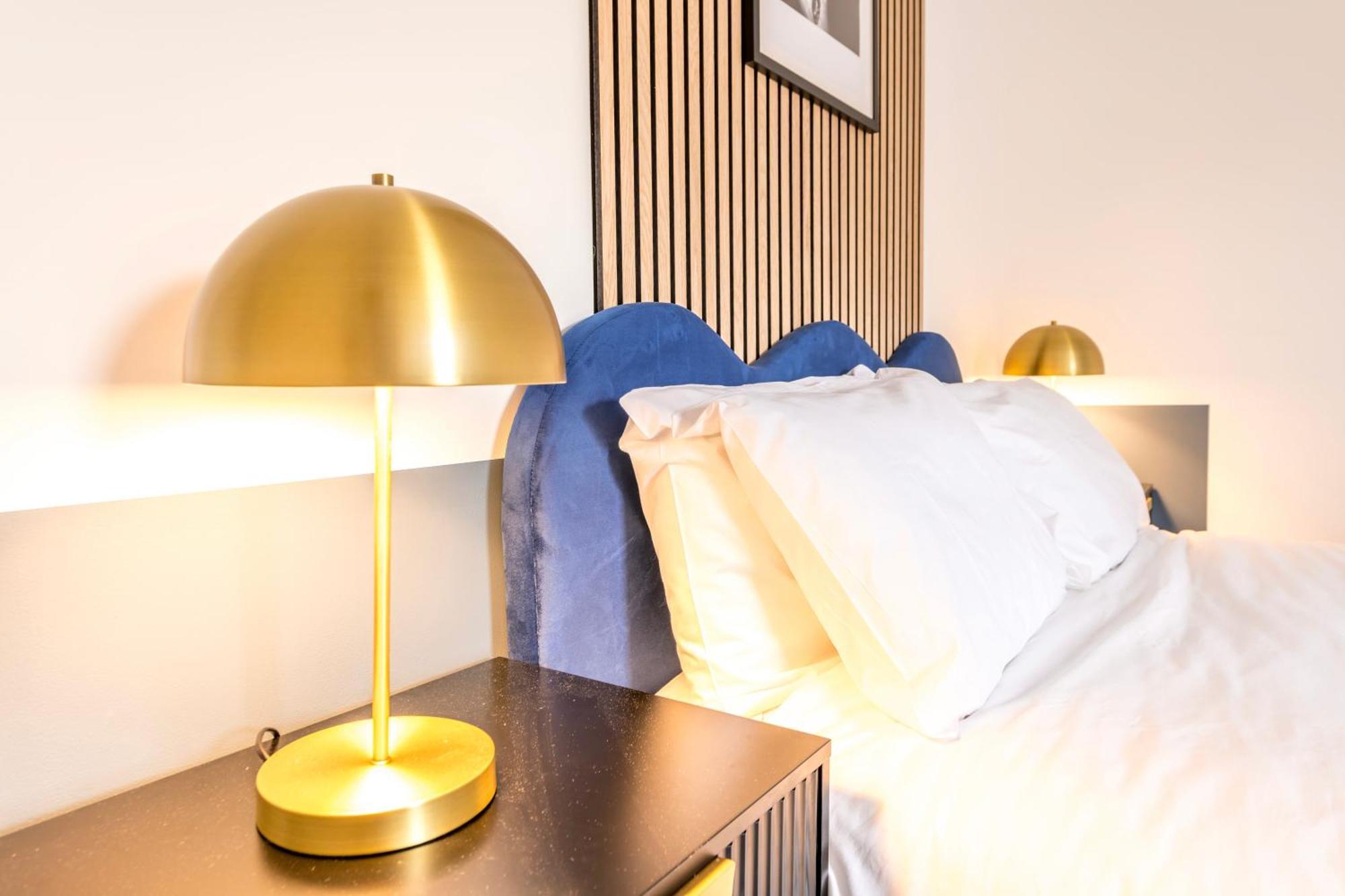 Skyfall With Free Parking For Families & Business By Prescott Apartments Bristol Esterno foto
